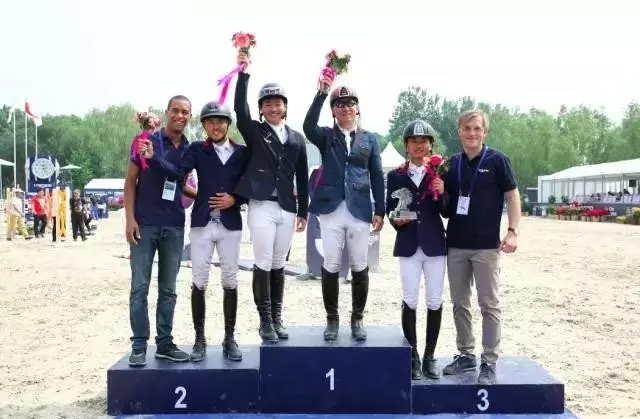 马术世界杯第一站冠军集锦